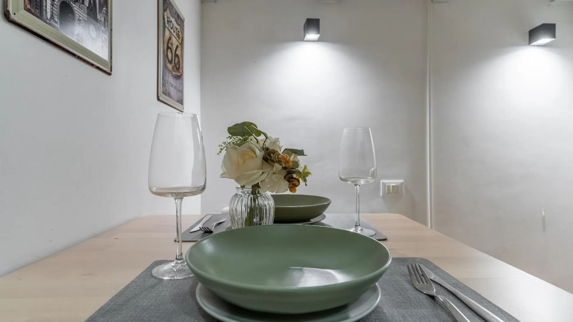 Cozy Study Room- Navigli -Bocconi Naba Milan Apartment