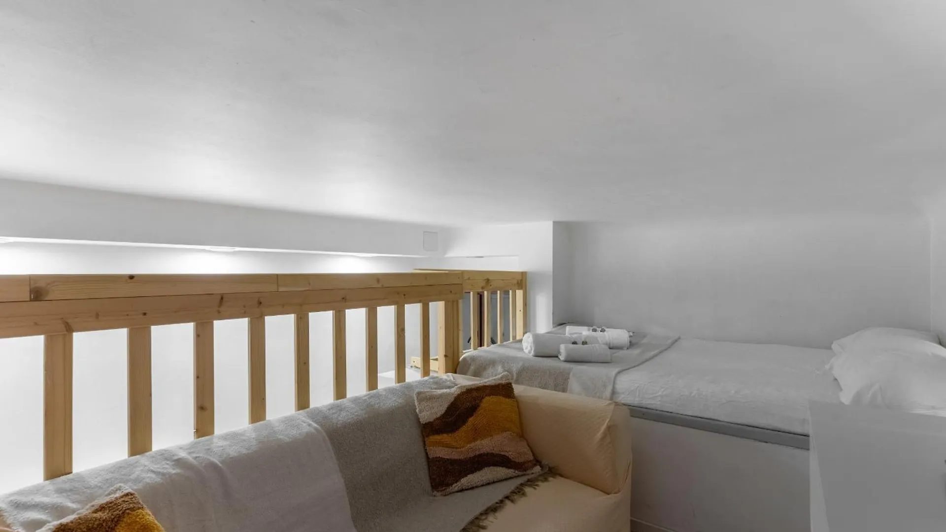 Cozy Study Room- Navigli -Bocconi Naba Milan